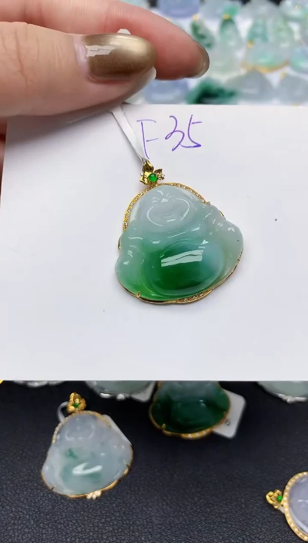 颈饰18K金镶嵌翡翠天然缅甸A货翡翠百元以上9元证书费自理