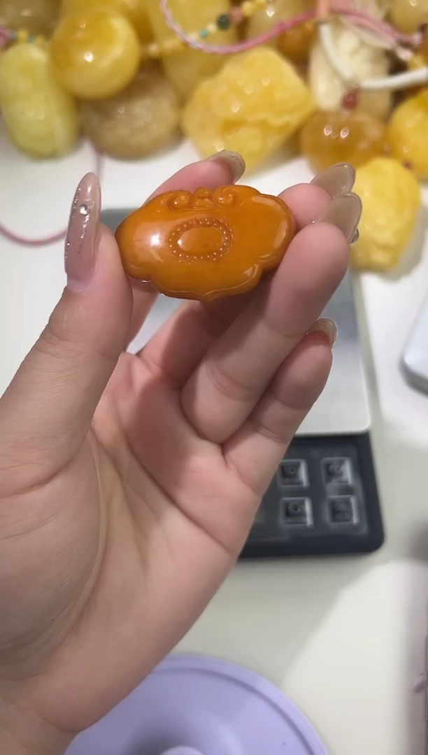 裸石琥珀未镶嵌天然琥珀蜜蜡吊坠