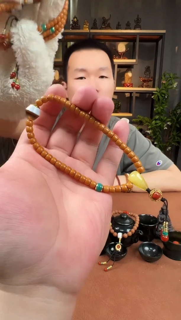 手串橄榄核未镶嵌木带宝串