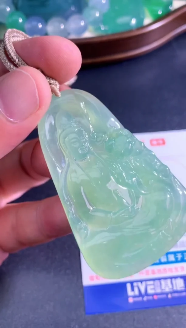 颈饰未镶嵌翡翠天然A货翡翠