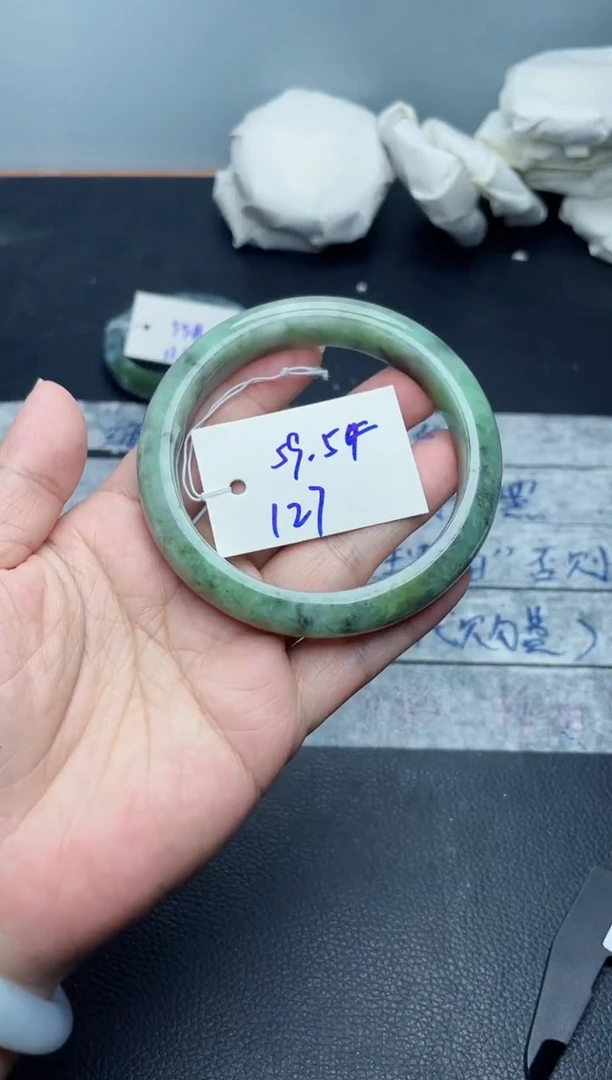 未镶嵌手镯翡翠127