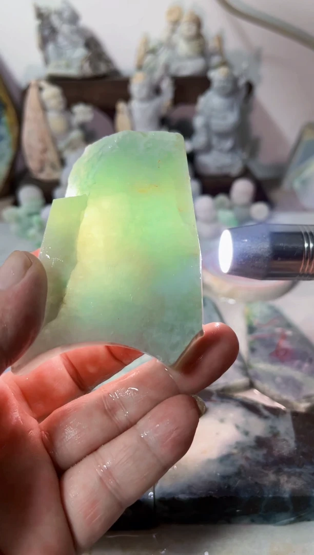 【闪购商品】翡翠吊坠(不含链)未镶嵌A1209