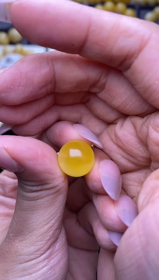 未镶嵌琥珀裸石 大小姐珠宝严选51