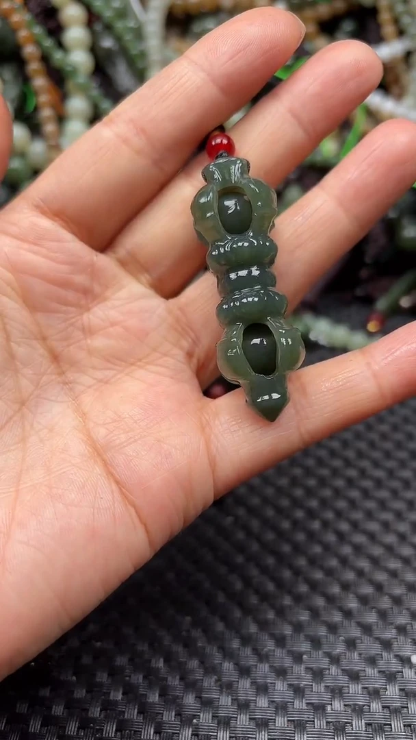 【闪购商品】和田玉颈饰未镶嵌.