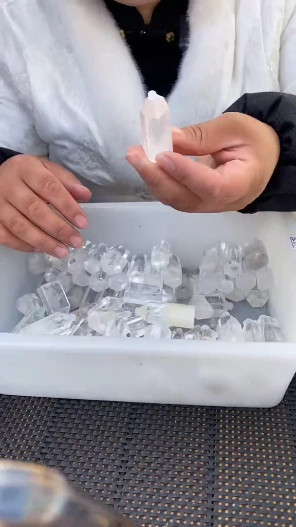 【闪购商品】水晶柱子未镶嵌白水晶柱子D703多样性发其一