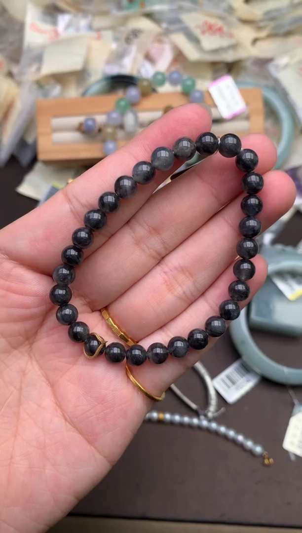 翡翠挂件未镶嵌—