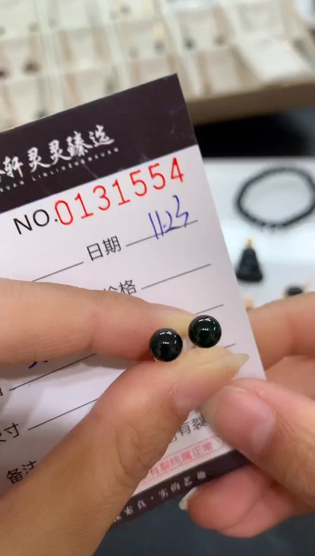 吊坠(不含链)未镶嵌翡翠 哈轩  耳饰一对