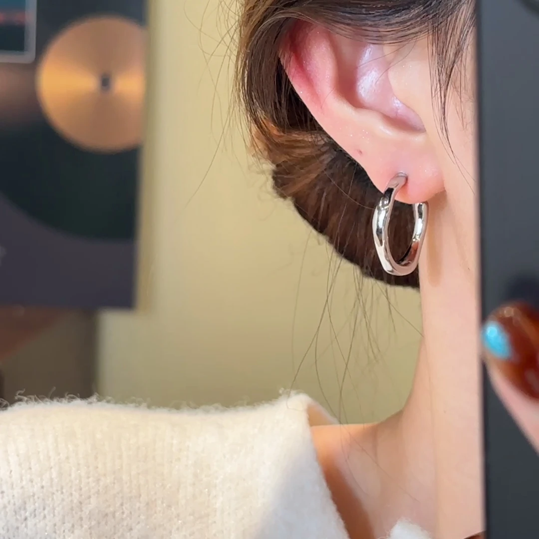 H545 C型素圈耳环时尚百搭法式小众圈圈