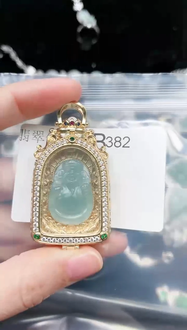 【闪购商品】翡翠颈饰未镶嵌382赠皮绳