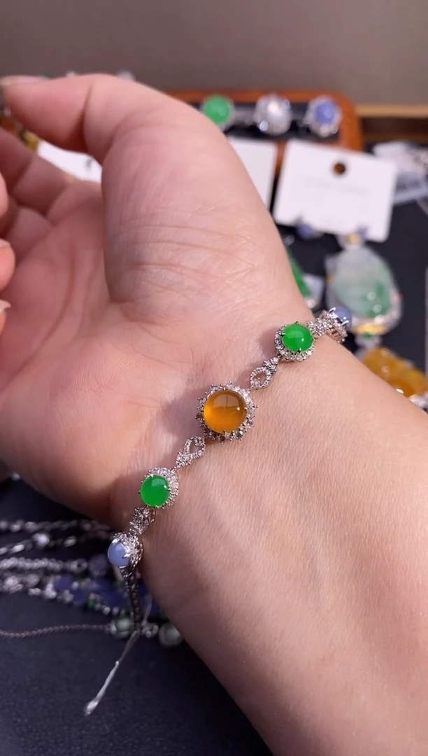 【闪购商品】翡翠手链18K金镶嵌手链