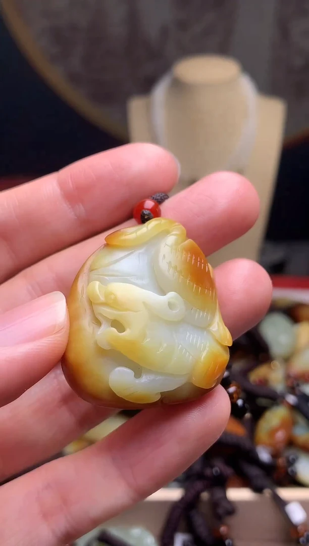 颈饰未镶嵌和田玉新疆料青海料清水和田玉吊坠