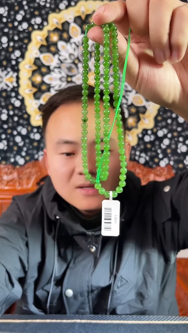 颈饰未镶嵌和田玉小艾多样性发货拍一发一