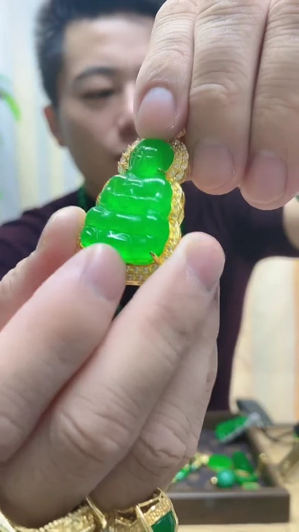 吊坠(赠链)14K金镶嵌翡翠翡翠吊坠