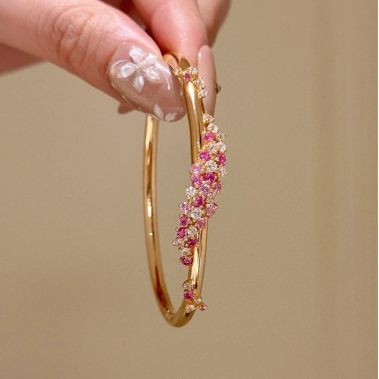 铜合金手镯 新中式粉黛缠花手镯轻奢小众设计高级感秋冬百搭手饰