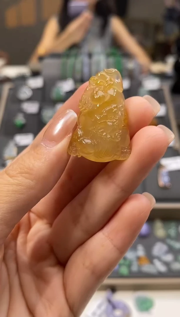 颈饰未镶嵌翡翠金蟾