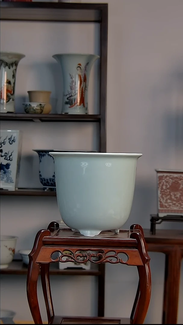 景德镇陶瓷手工花盆微瑕