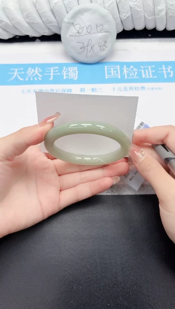 未镶嵌手镯石英质玉50-60DY