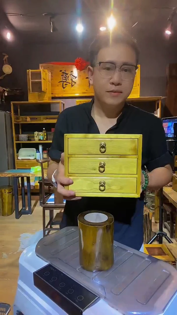 刘****叔金丝楠木制品三抽