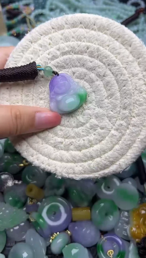 翡翠未镶嵌颈饰天然缅甸翡翠吊坠