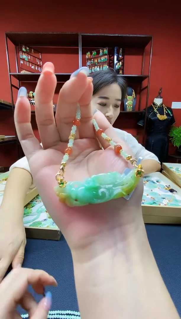 颈饰未镶嵌翡翠翡翠吊坠