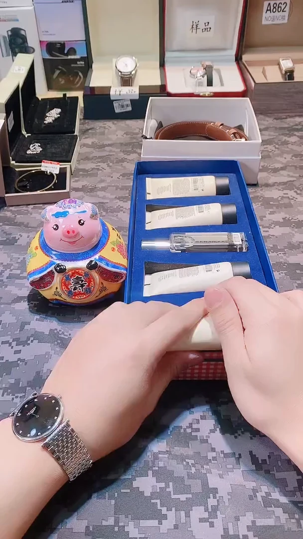 瓷片瓷器 库房到期 全部地板价@@1