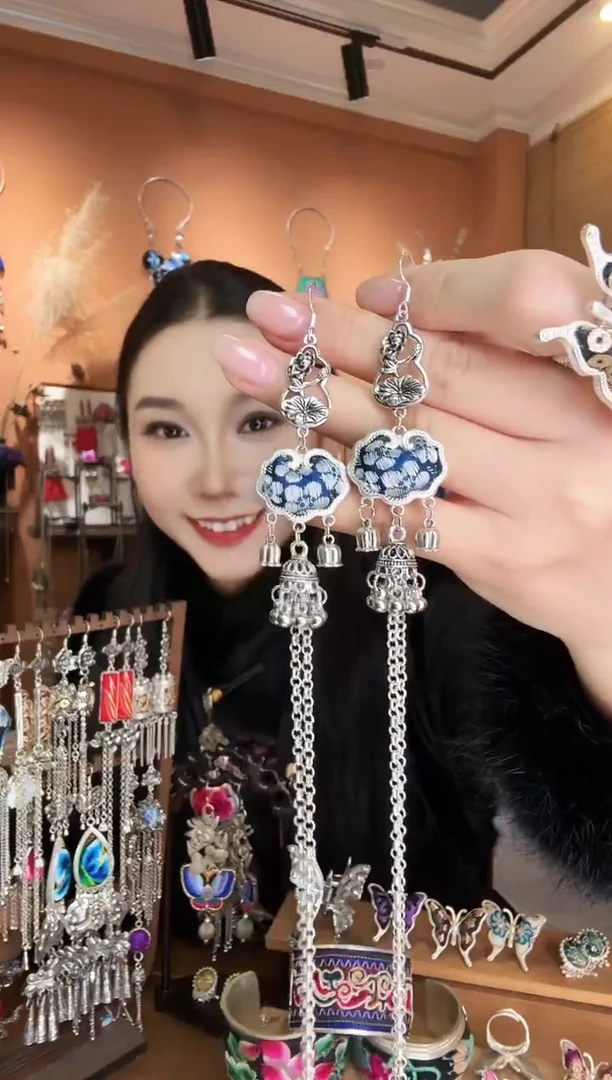 刺绣纯手工民族风压襟