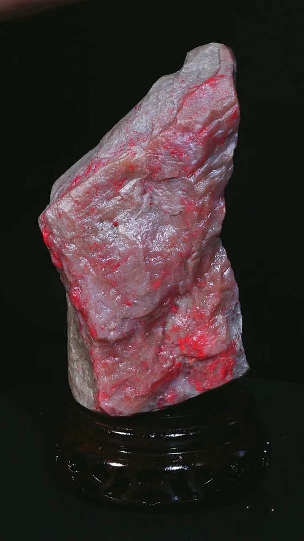 昌化石昌化鸡血石