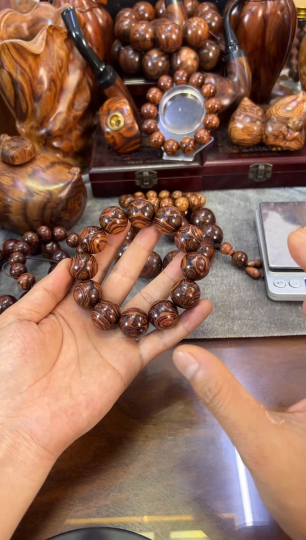 【闪购商品】黄花梨/降香黄檀手串/手链海南黄花梨2.0叉纹对眼手串