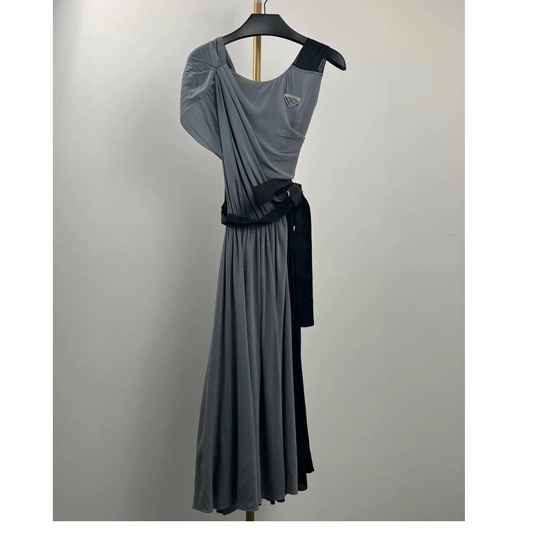 全新未使用 Prada/普拉达 徽标倒三角连衣裙 蓝黑色/40