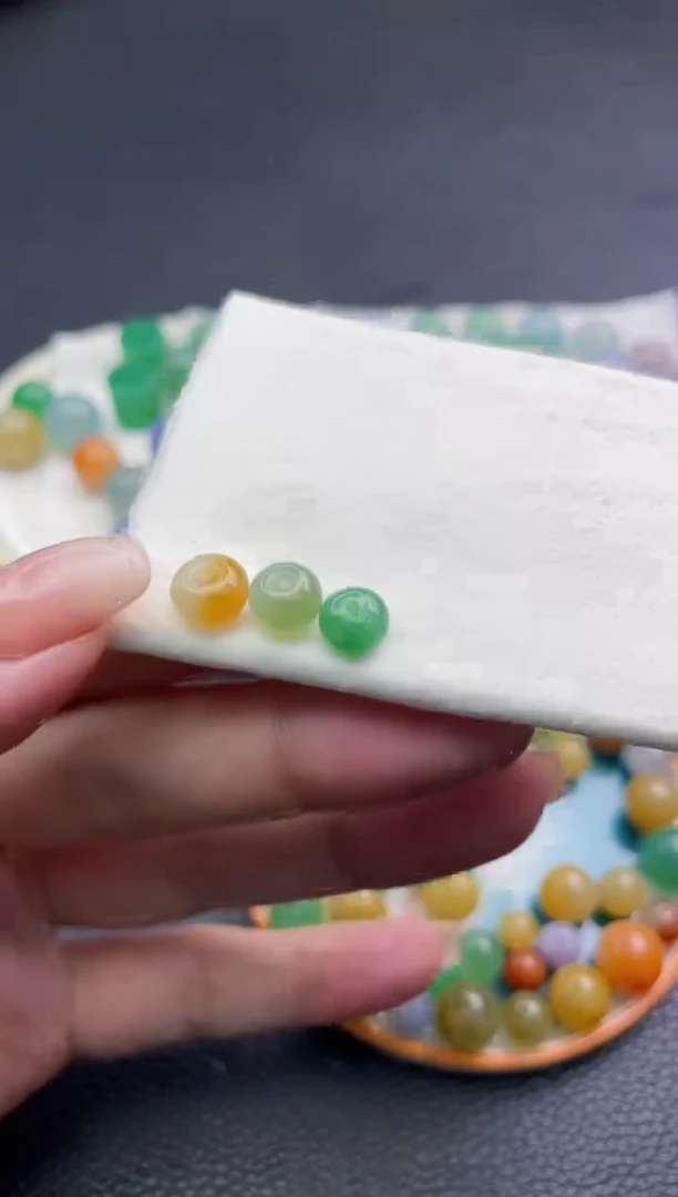 定制翡翠未镶嵌暮**晓珠子