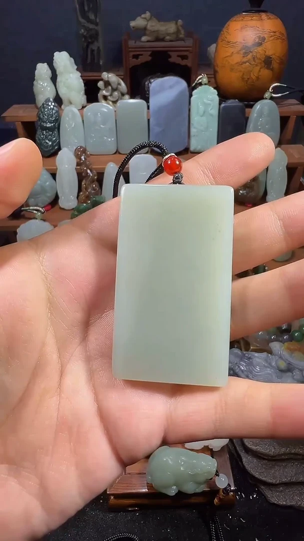 颈饰未镶嵌和田玉3