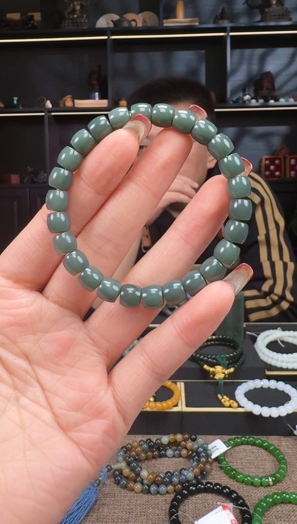 【闪购商品】和田玉1未镶嵌8mm沙枣青极致手串