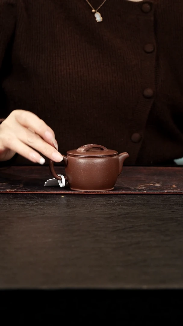 茶壶紫砂老紫泥面刚汉瓦120cc