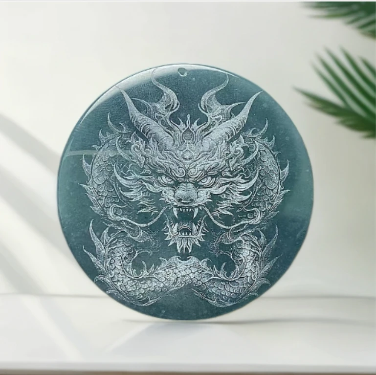 天然A货翡翠影雕龙牌挂件(多样性发货一件发货)
