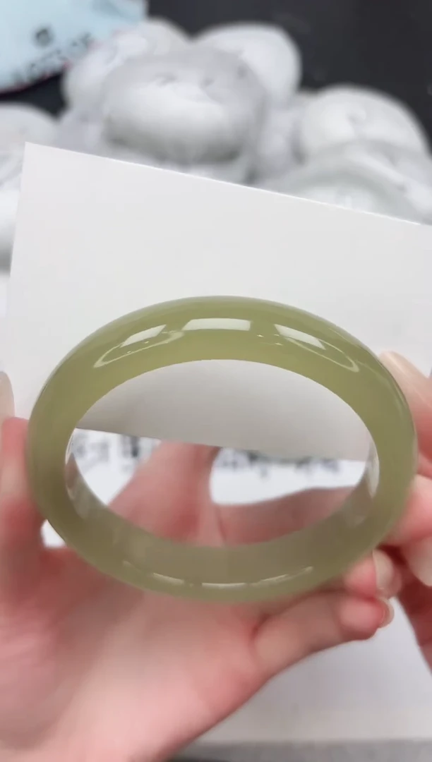 未镶嵌手镯石英质玉269-58.7