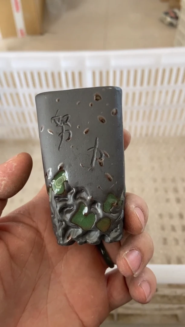 杯无运费险有瑕疵的摄影的产品有使用过的痕迹有点脏介意勿拍