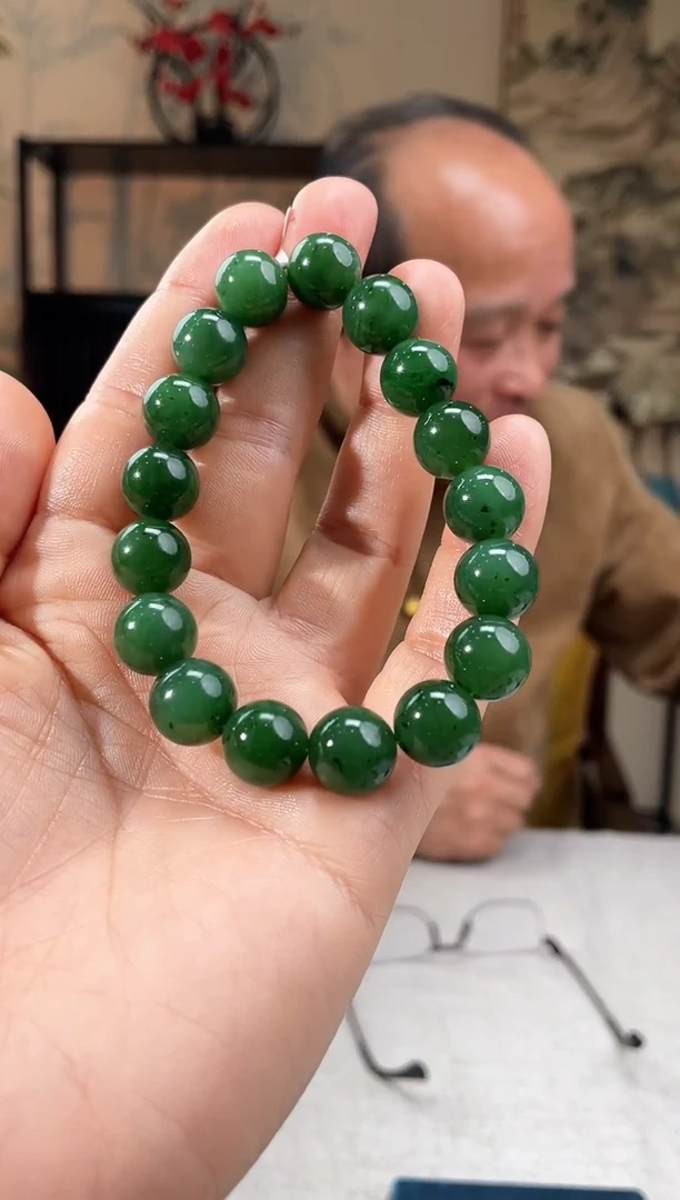 【闪购商品】定制和田玉多样性发货拍一发一03098