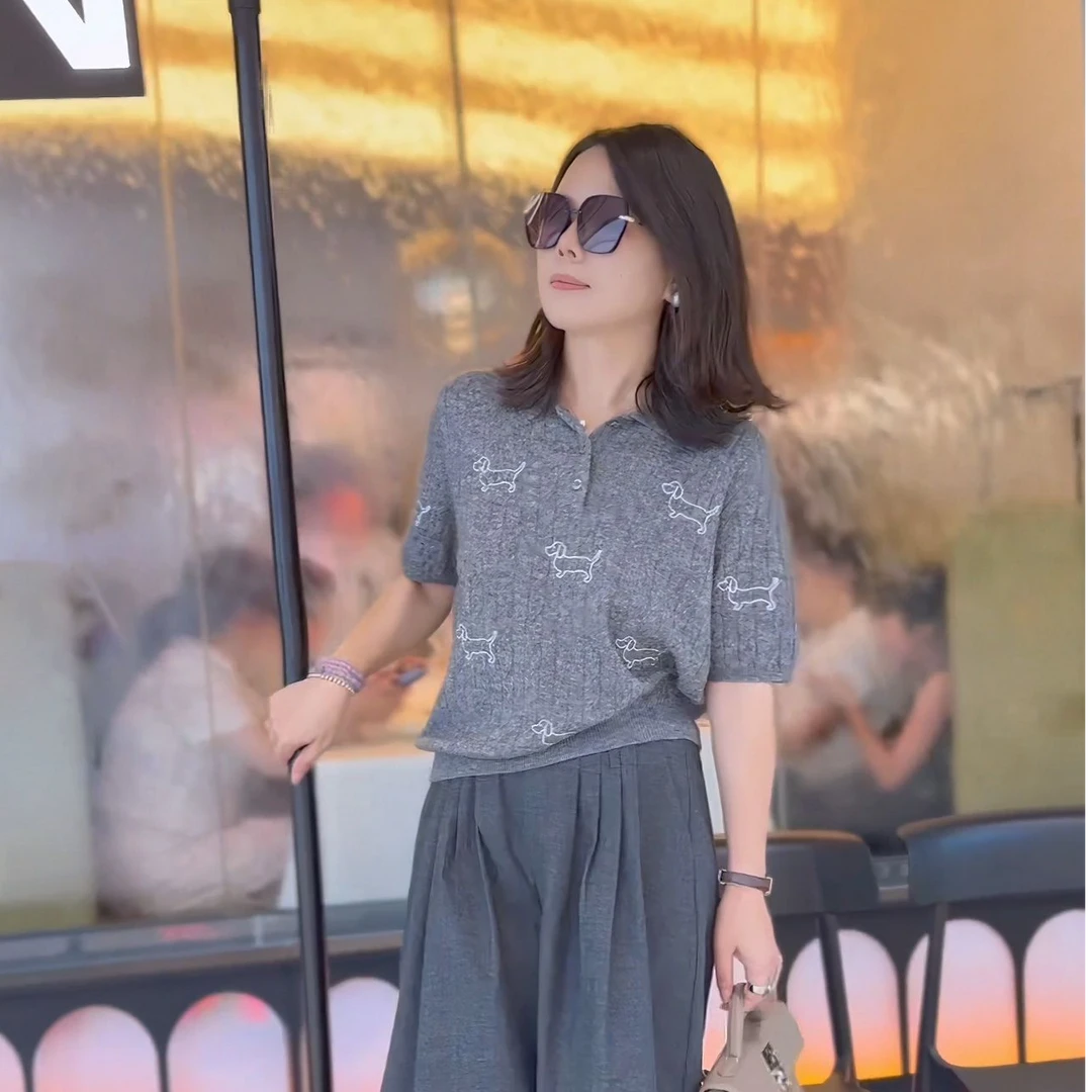 秋冬新款高端羊绒韩版流光风显瘦绞花翻领刺绣静奢POLO衫短袖毛衣