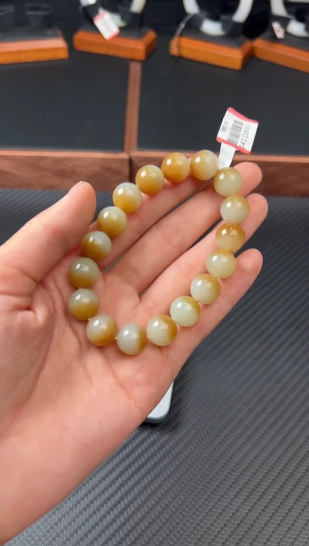 手串未镶嵌和田玉若羌微色差卡12