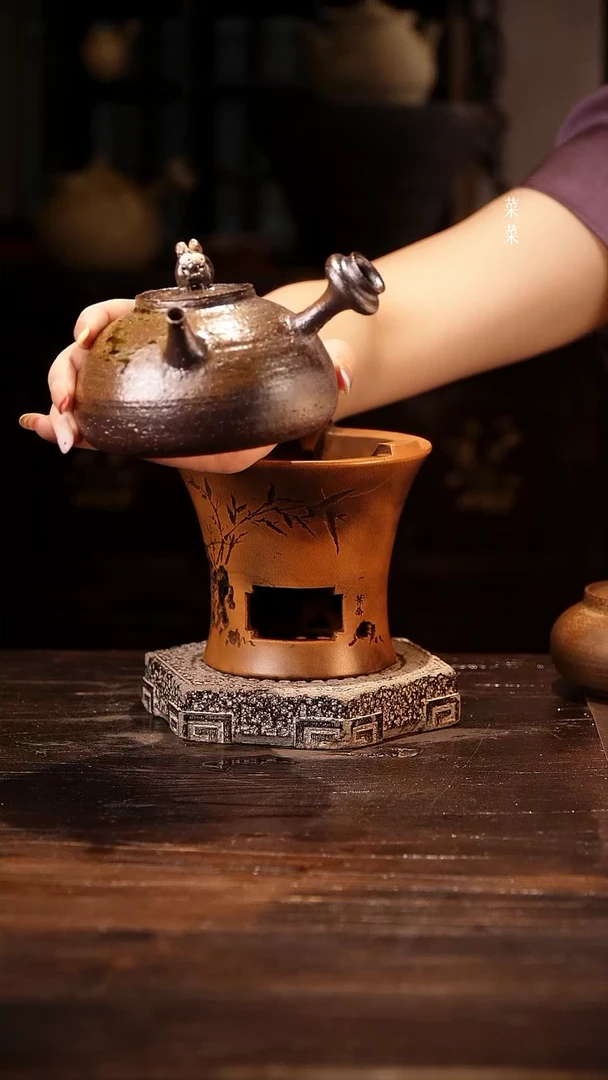 孤品柴烧麒麟侧把