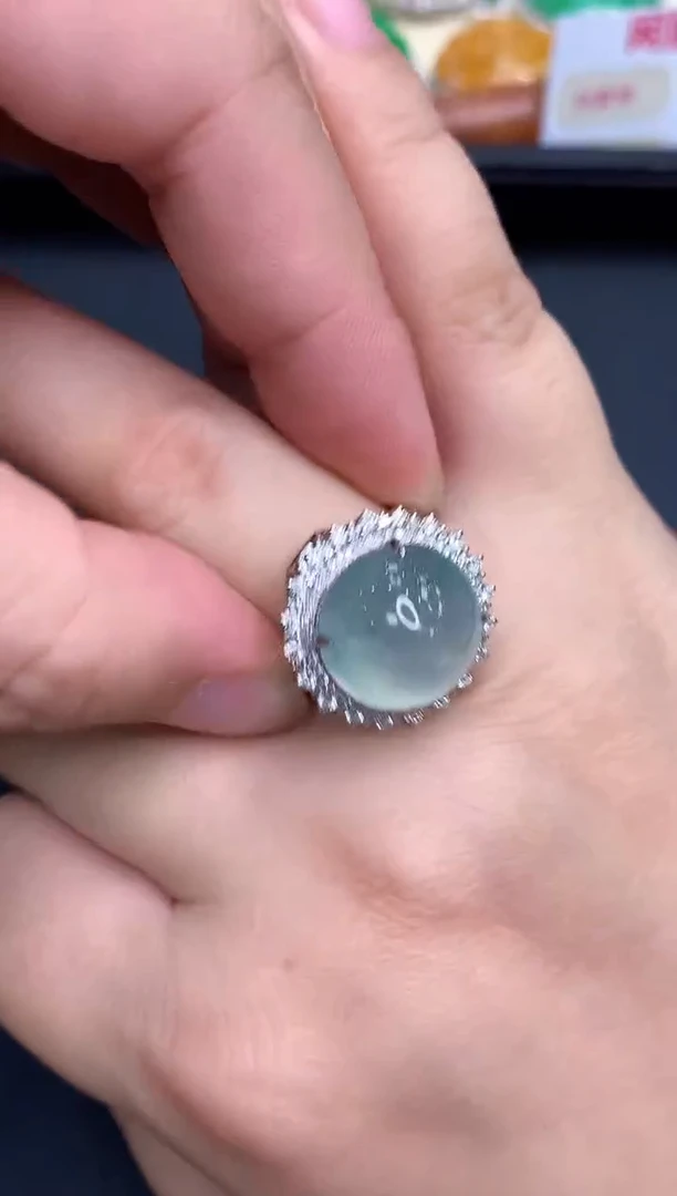 18K金镶嵌戒指翡翠526-中国好珍宝