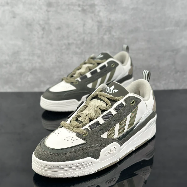 Adidas/阿迪达斯~~休闲鞋男女鞋夏季三叶草低帮板鞋运动鞋 GY4120