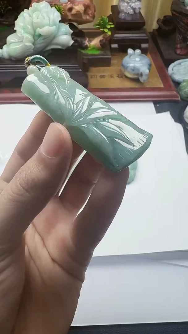 吊坠(不含链)未镶嵌翡翠1