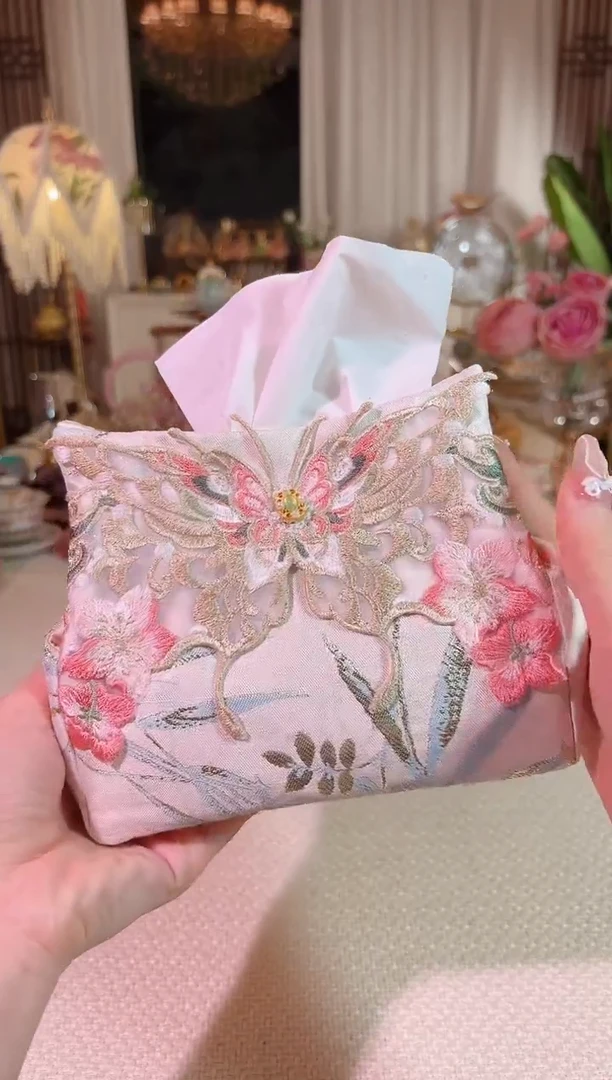 欧根纱--蝴蝶纸巾包--如图----