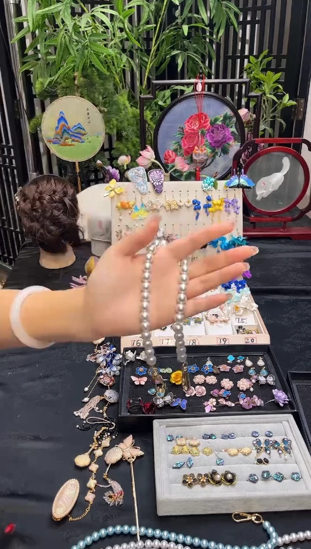 织绣C****.非遗苏绣手工饰品