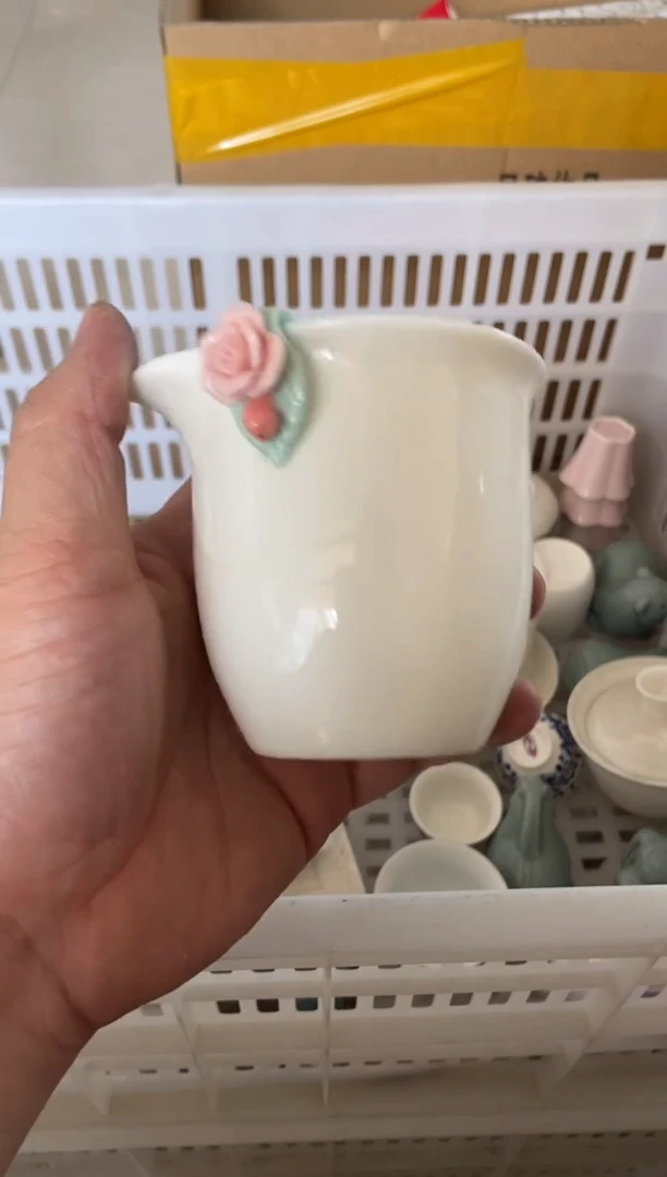 杯无运费险有瑕疵的摄影的产品有使用过的痕迹有点脏介意勿拍