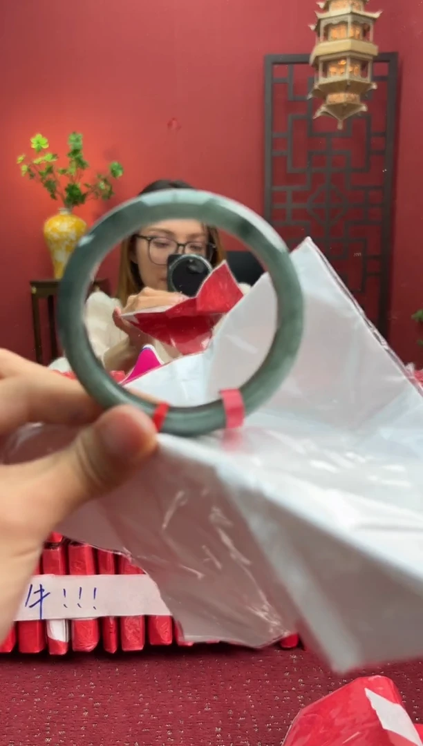 未镶嵌手镯翡翠翡翠手镯2