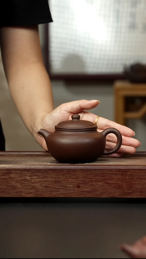 紫砂茶壶老紫泥永福莲子
