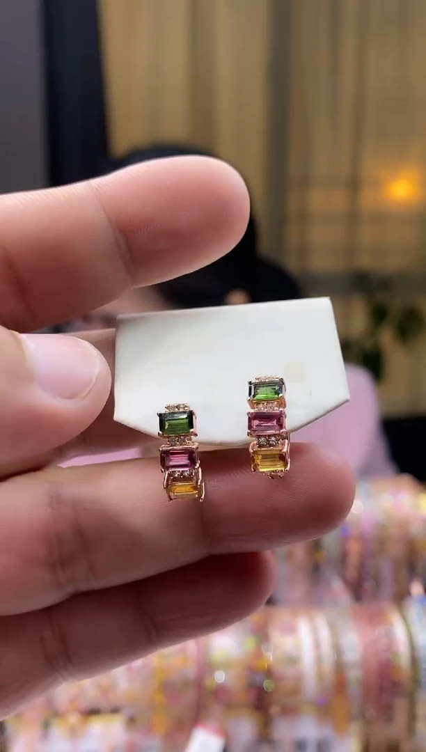 【闪购商品】碧玺耳扣银S925镶嵌3543543543