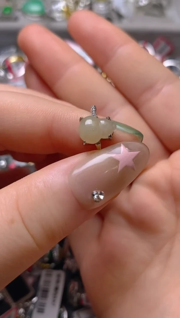 银S925镶嵌戒指翡翠百内无证书